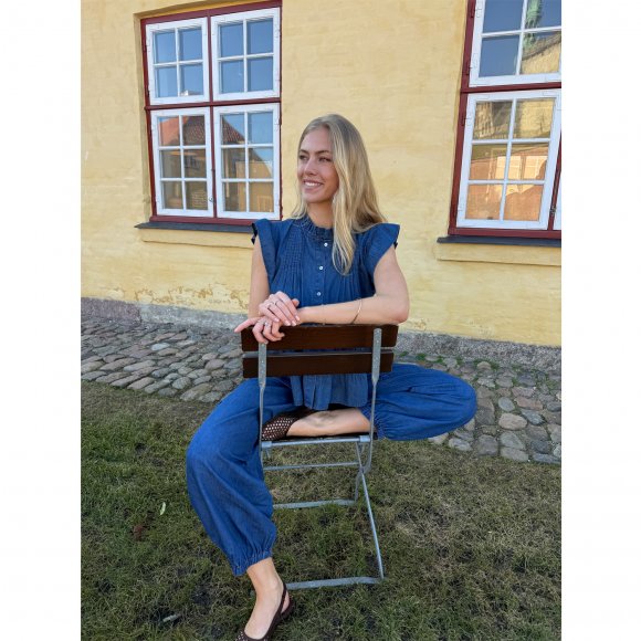 Continue - Carrie buks fra Continue